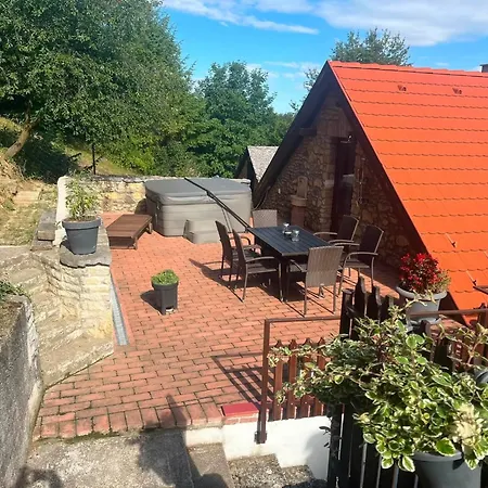 Neuhaus Homestay *